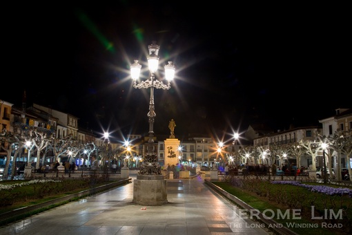 Plaza de Cervantes by night.