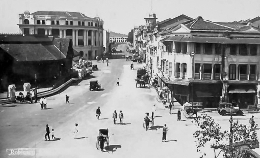 Robinson Road. Part of Telok Ayer market can be seen on the left.